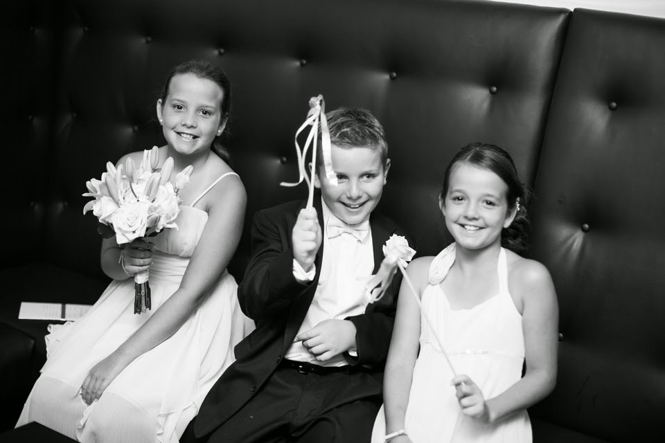 kids2Bwith2Bwands2C2BAlisa2BTongg2BCelebrant2C2BDeLorenzo2BPhotography