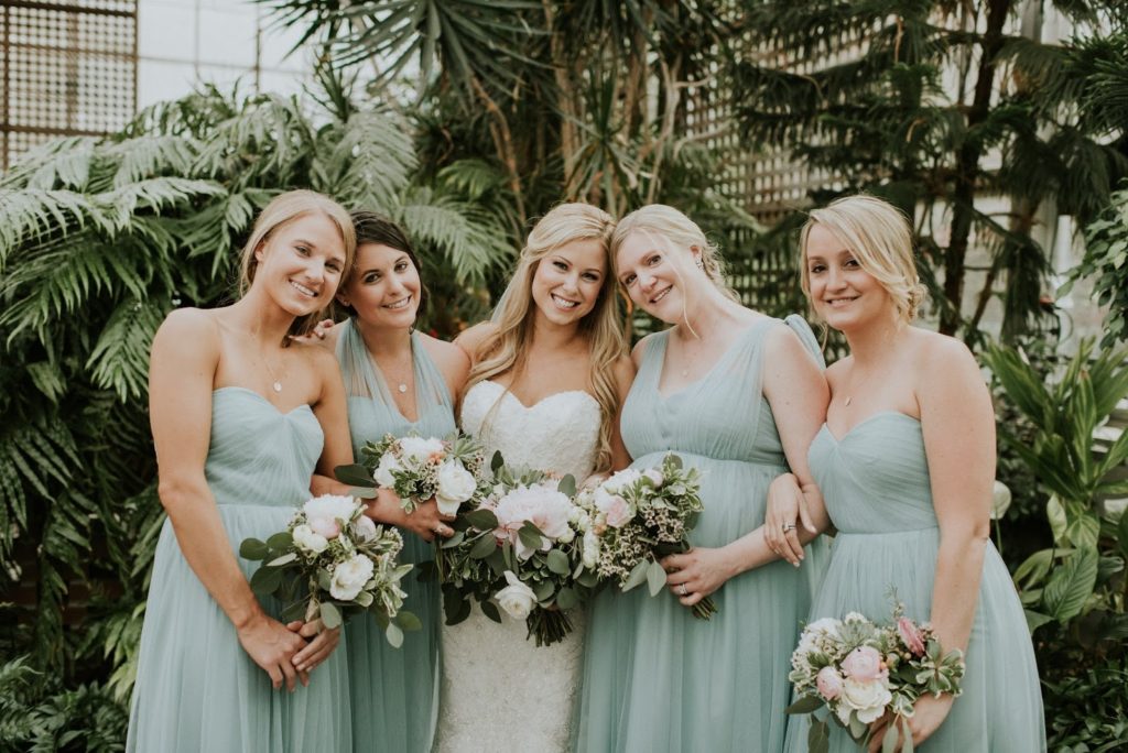 colleen with bridesmaids alisa tongg celebrant horticultural center wedding m2 photography