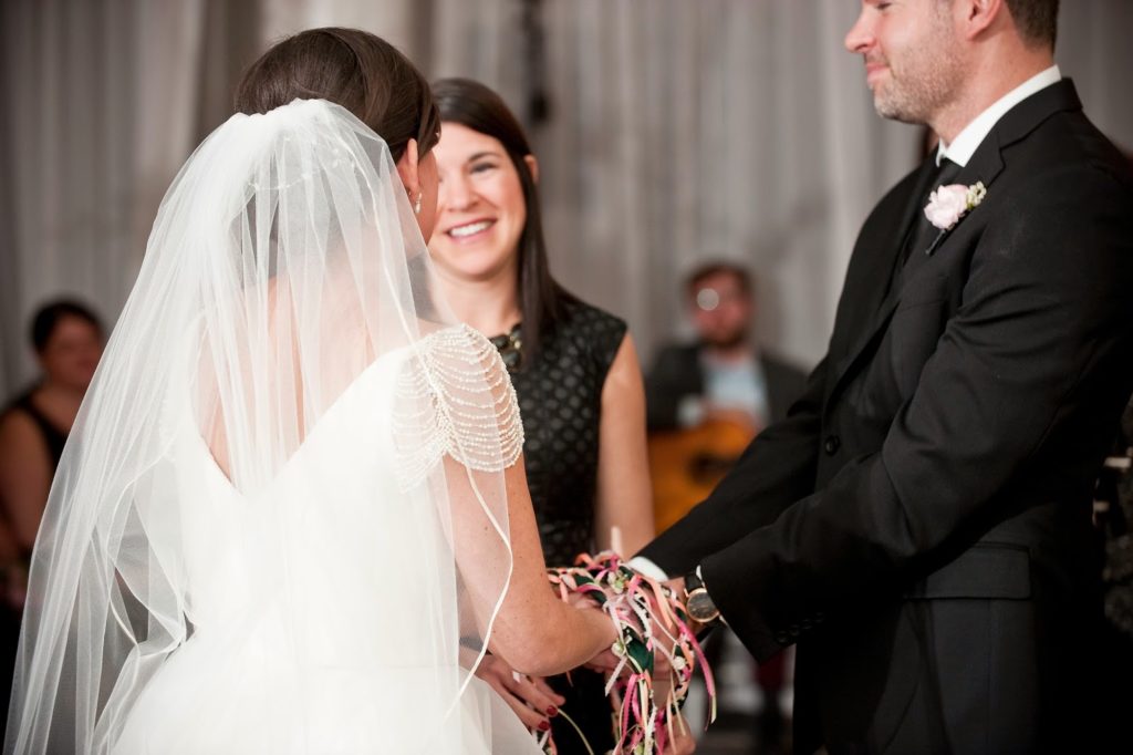 family handfasting vie wedding ceremony alisa tongg celebrant heather fowler photography