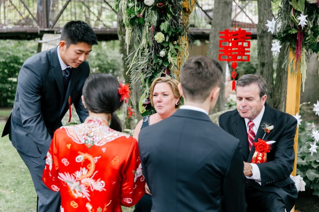 grooms parents served at chinese tea ceremony alisa tongg celebrant emily wren photography