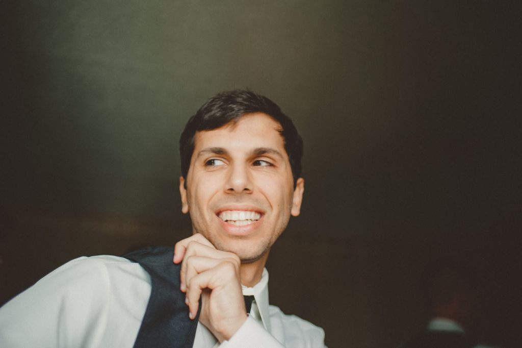 jon getting ready alisa tongg celebrant front palmer wedding pat robinson photography