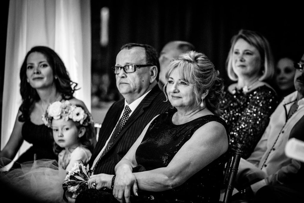 parents alisa tongg celebrant front palmer werth photography